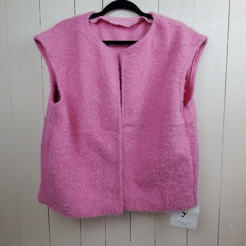 Yousify Pink Fuzzy Knit Vest Open Front Sleeveless Textured Layering‎ Top